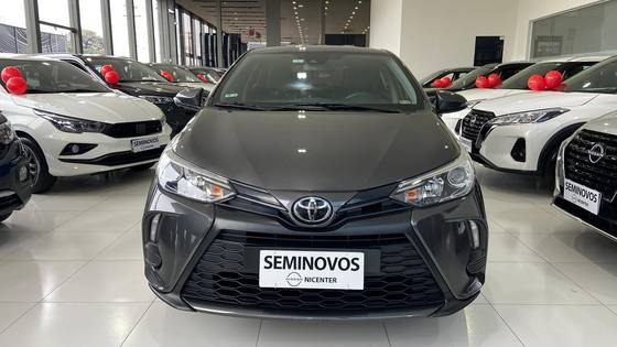 TOYOTA YARIS 1.5 16V FLEX SEDAN XS MULTIDRIVE TOYOTA YARIS 1.5 16V FLEX SEDAN XS MULTIDRIVE